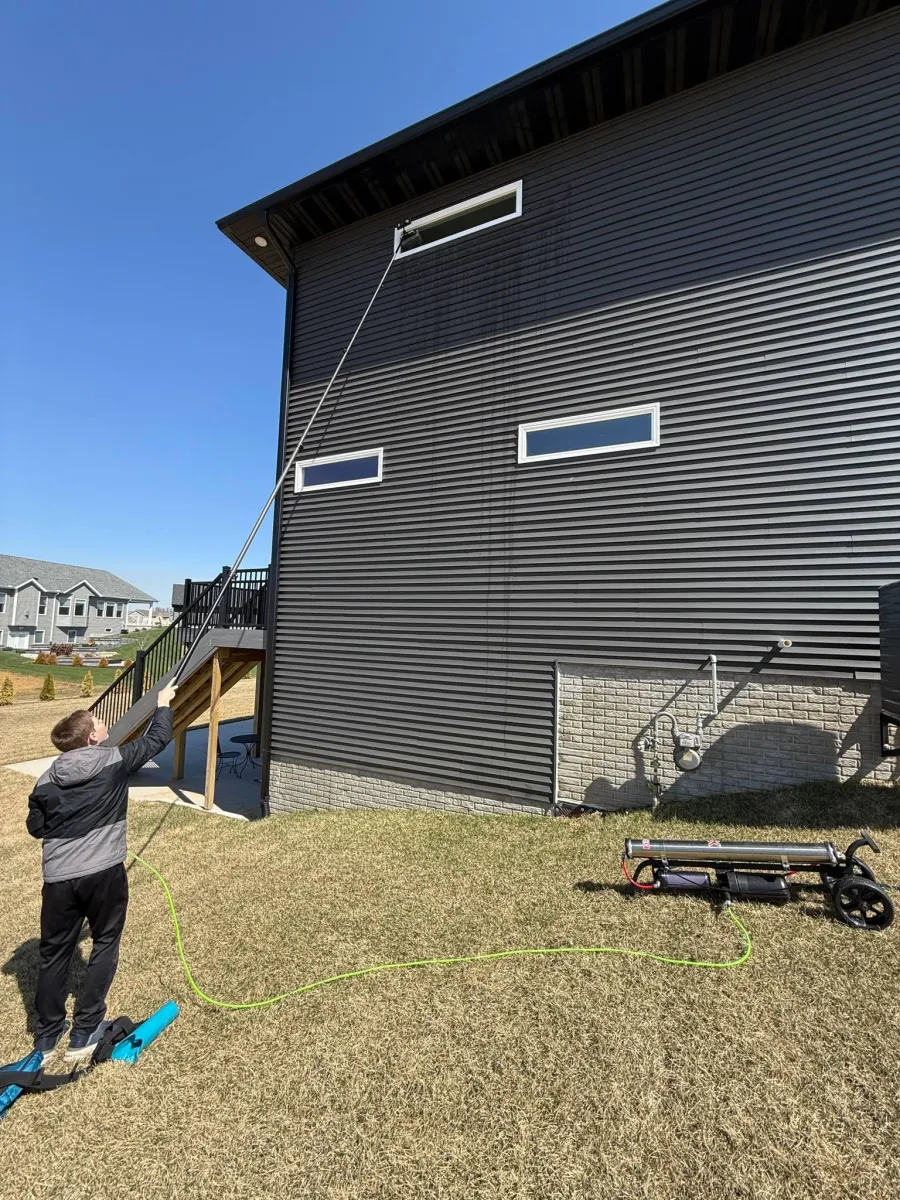 Family Owned Window Washing Davenport, IA